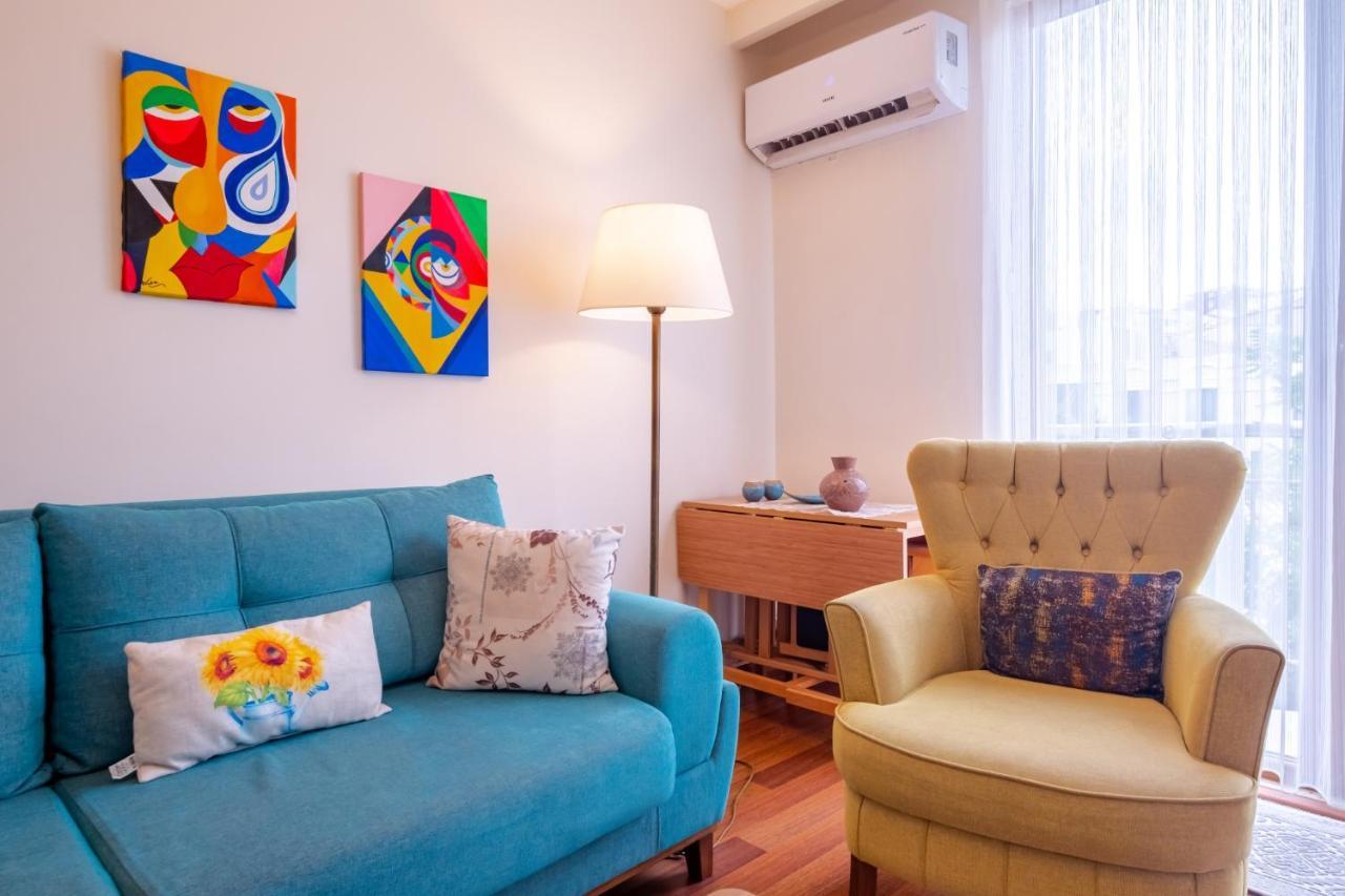 Pleasant Flat With Central Location In Sisli Istanbul Bagian luar foto