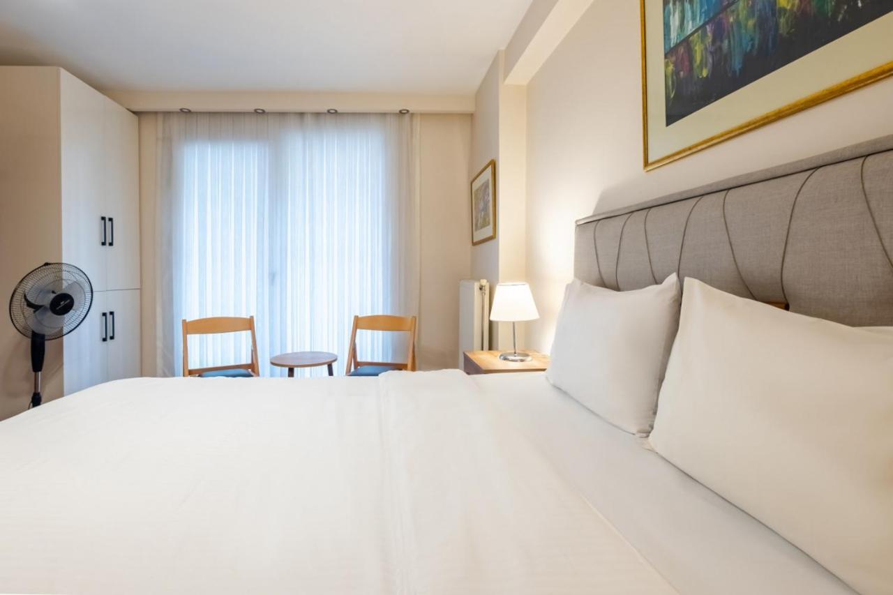 Pleasant Flat With Central Location In Sisli Istanbul Bagian luar foto